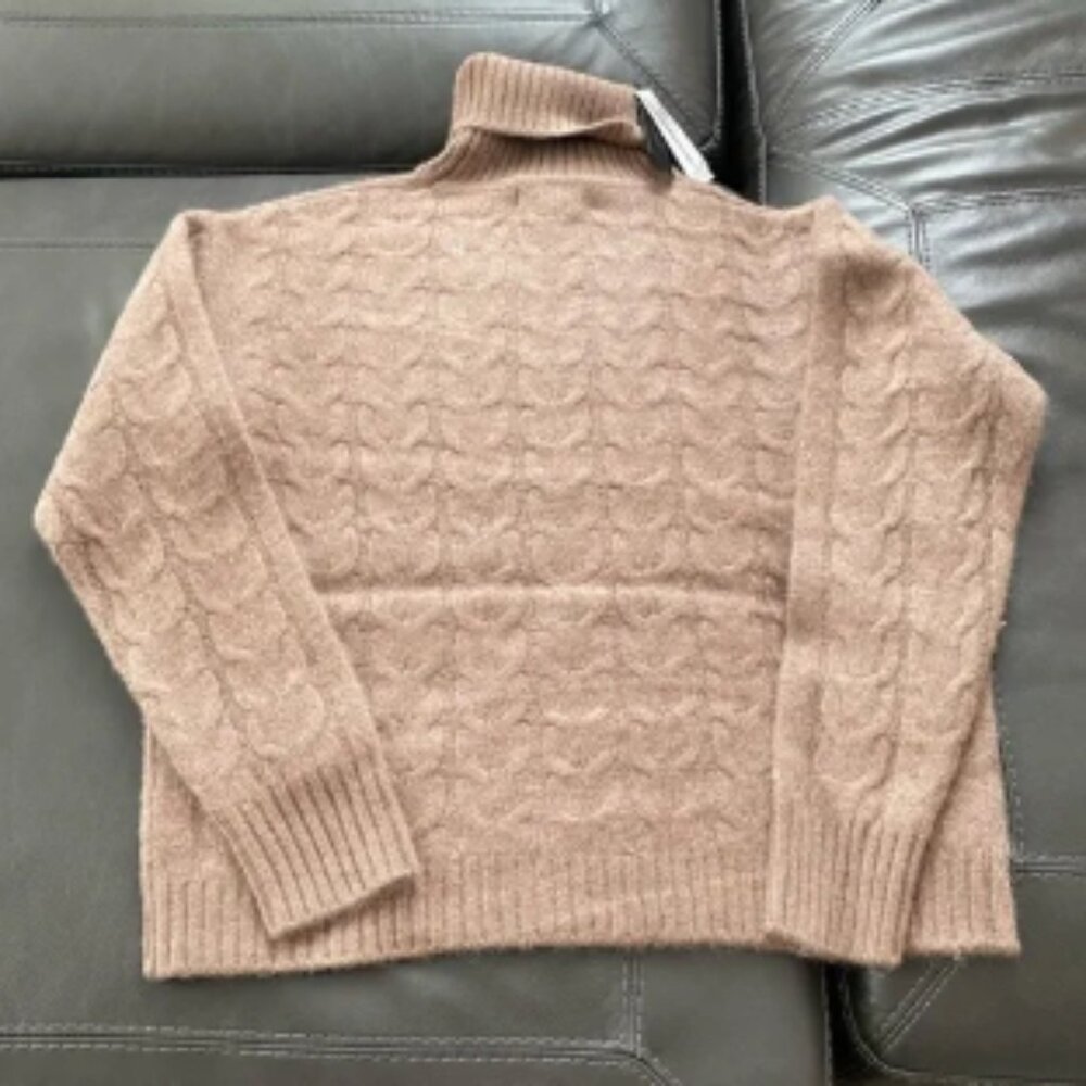 NWT Magaschoni Women's Cashmere Turtleneck Sweater